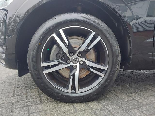 Volvo XC60 B5 D AWD R-Design AHK/ACC/SHZ/NAV/PDC/KAM 