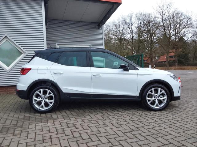 SEAT Arona 1.0 TSI DSG FR ACC/LED/PDC/KAM 