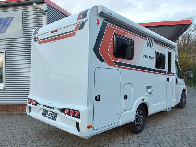 Beispielbilder, ggf. teilweise mit Sonderausstattung