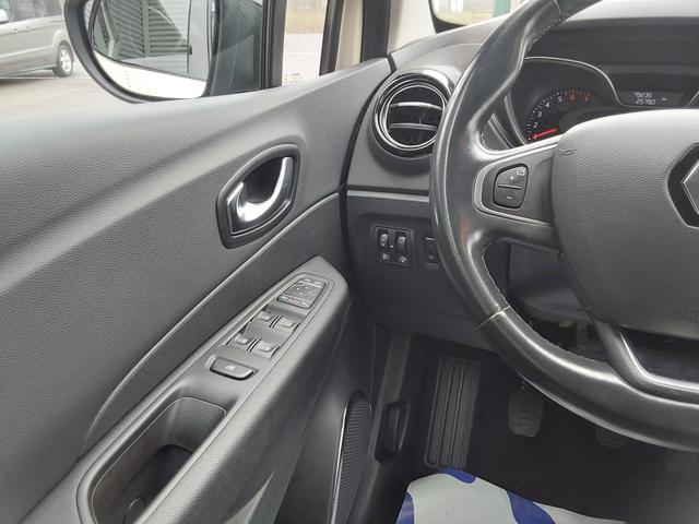 Renault Captur 1.3 TCe 150 Intens AHK/SHZ/LED/PDC/KAM/NAV 