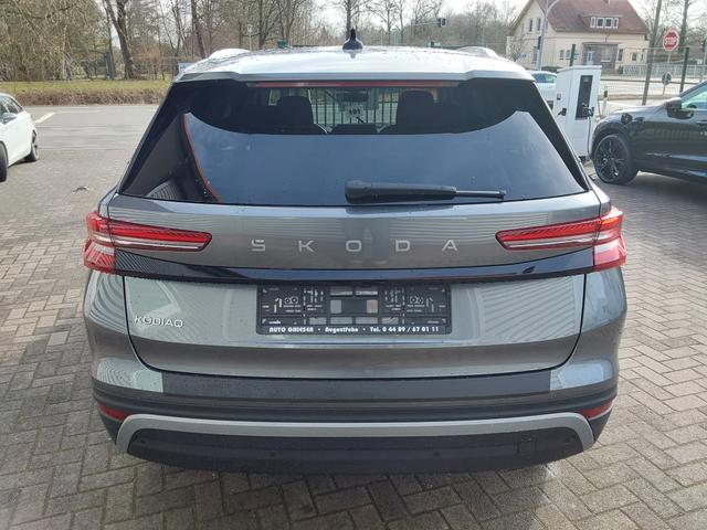 Skoda Kodiaq 1.5 TSI mHEV DSG Selection 7-Sitzer ACC/LED/PDC/SHZ/KAM/NAV 