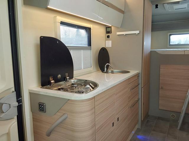 Ahorn Canada AD AHK/DACHKLIMA/LUFTFAHRWERK/SOLAR 