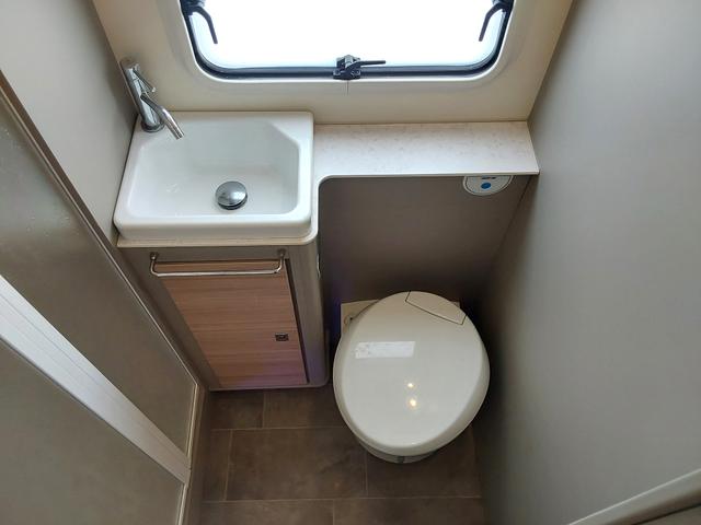 Ahorn Canada AD AHK/DACHKLIMA/LUFTFAHRWERK/SOLAR 