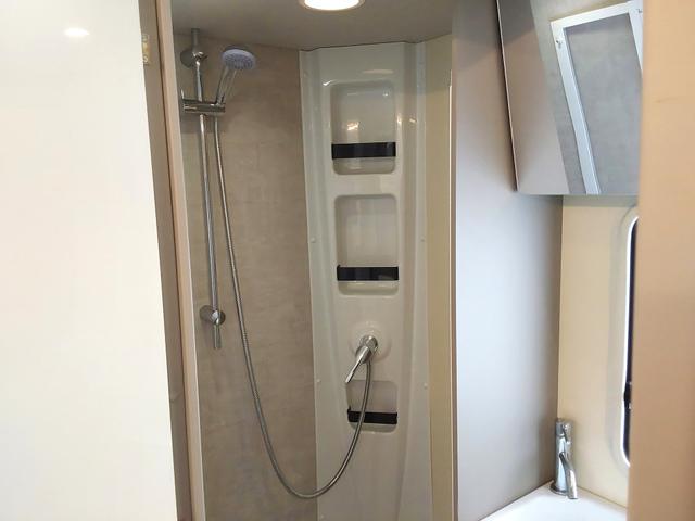 Ahorn Canada AD AHK/DACHKLIMA/LUFTFAHRWERK/SOLAR 