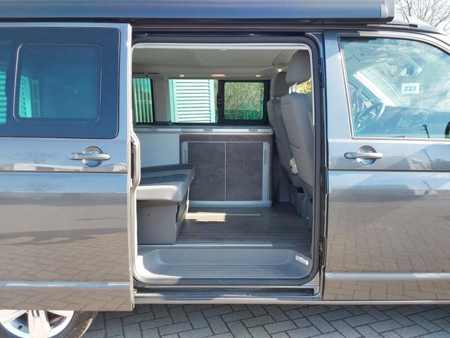 Volkswagen T6.1 California 2.0 TDI DSG Ocean AHK/ACC/SHZ/LED/PDC/KAM/NAV 