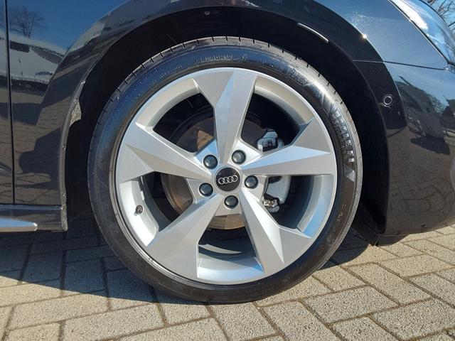 Audi A3 Sportback 1.5 TFSI S-tronic S-Line ACC/PDC/KAM/SHZ/PANO/MATRIX 