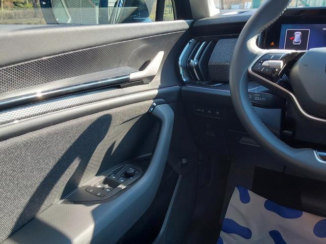 Skoda Kodiaq 2.0 TDI DSG Selection 7-Sitzer AHK/ACC/LED/PDC/SHZ/KAM 