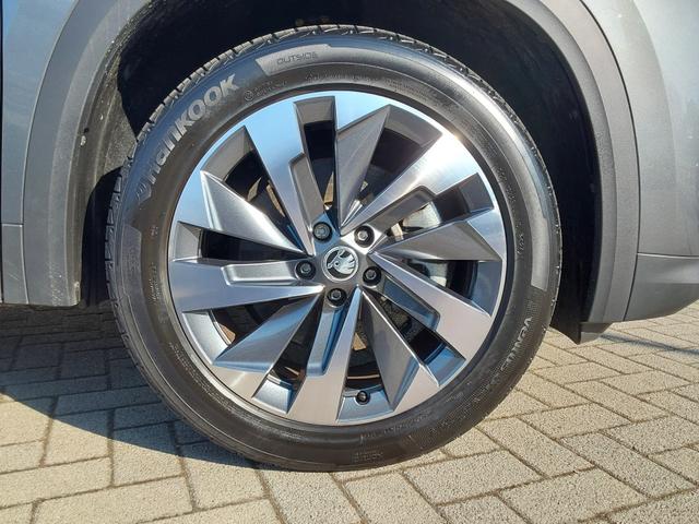 Skoda Kodiaq 2.0 TDI DSG Selection 7-Sitzer AHK/ACC/LED/PDC/SHZ/KAM 