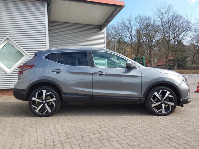 Nissan Qashqai 1.3 DIG-T Tekna AHK/APP/SHZ/LED/PDC/KAM/NAV 