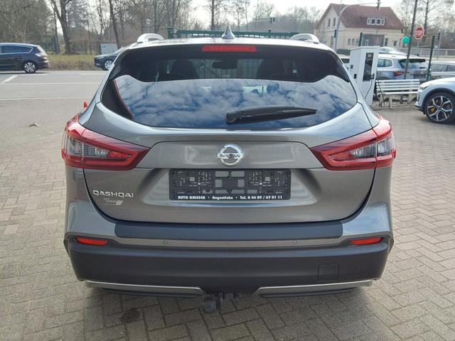 Nissan Qashqai 1.3 DIG-T Tekna AHK/APP/SHZ/LED/PDC/KAM/NAV 