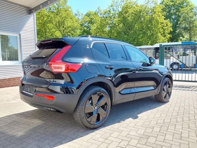 Volvo XC40 B4 B Ultra Black Edition AHK/ACC/LED/PDC/KAM/SHZ/PANO 