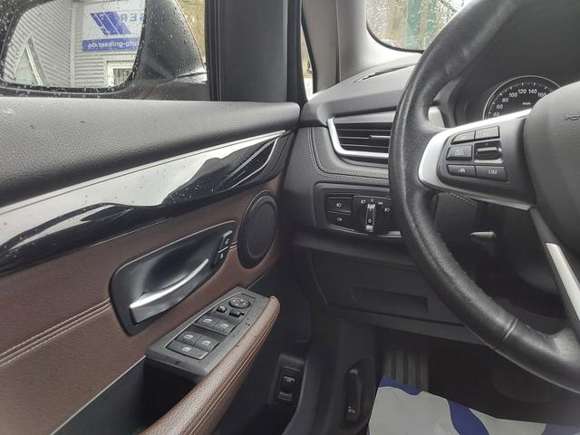 BMW 2er Gran Tourer 220i Luxury Line AHK/SHZ/LED/PDC/KAM/NAV 
