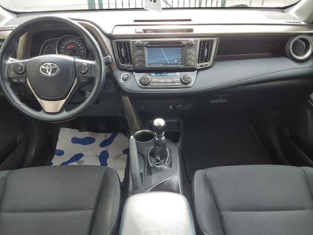 Toyota RAV4 2.0 D-4D Comfort AHK/KAM/NAV/GJR 