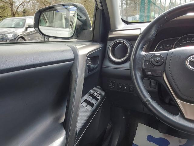 Toyota RAV4 2.0 D-4D Comfort AHK/KAM/NAV/GJR 