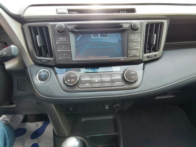 Toyota RAV4 2.0 D-4D Comfort AHK/KAM/NAV/GJR 