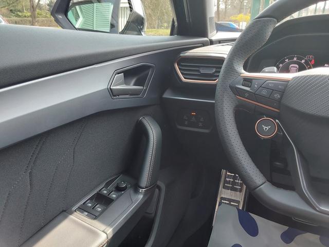 Beispielbilder, ggf. teilweise mit Sonderausstattung