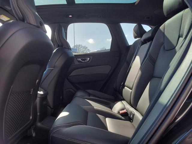 Beispielbilder, ggf. teilweise mit Sonderausstattung