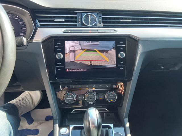Volkswagen Passat Variant 2.0 TDI DSG Highline AHK/ACC/SHZ/LED/PDC/KAM/NAV 