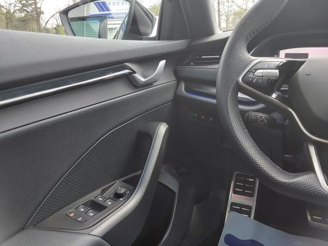 Skoda Octavia Combi 1.5 TSI DSG mHEV Sportline ACC/SHZ/LED/PDC/KAM/NAV 