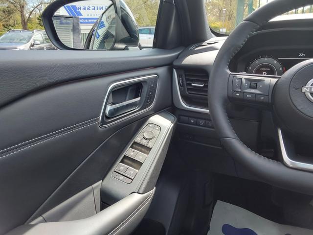 Nissan Qashqai 1.3 DIG-T MH Tekna ACC/SHZ/LED/NAV/PDC/KAM/PANO 