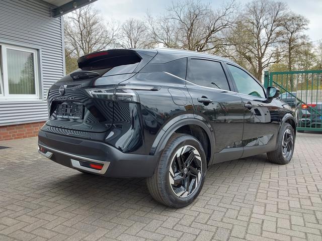 Nissan Qashqai 1.3 DIG-T MH N-Connecta ACC/SHZ/LED/NAV/PDC/KAM/PANO 
