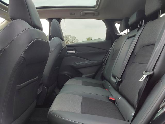Nissan Qashqai 1.3 DIG-T MH N-Connecta ACC/SHZ/LED/NAV/PDC/KAM/PANO 