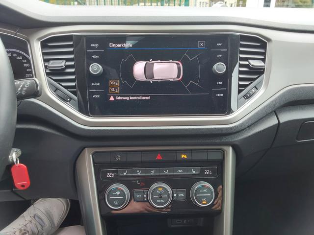 Volkswagen T-Roc 1.5 TSI DSG Style AHK/ACC/SHZ/LED/PDC/APP 