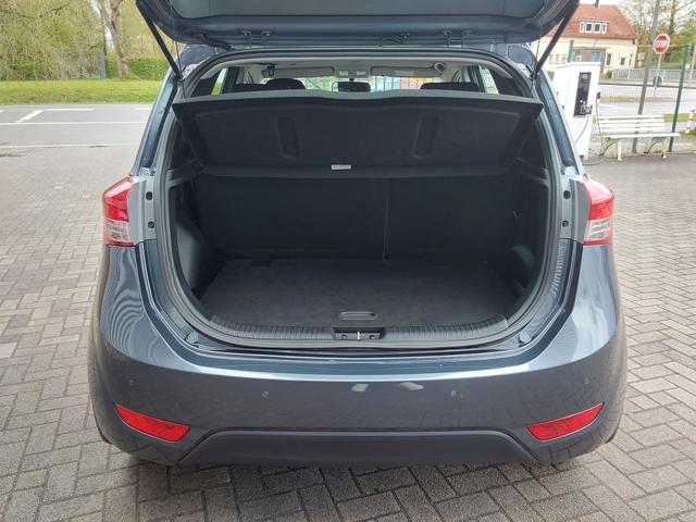 Hyundai ix20 1.6 SHZ/GJR/PDC/KAM/NAV 