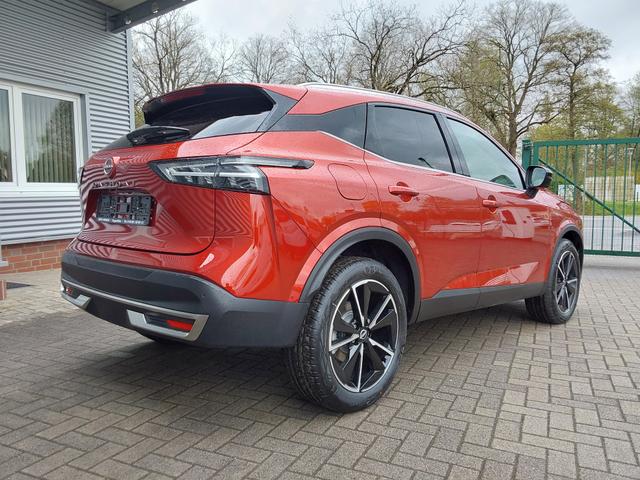 Nissan Qashqai 1.3 DIG-T MH Tekna ACC/SHZ/LED/NAV/PDC/KAM/PANO 