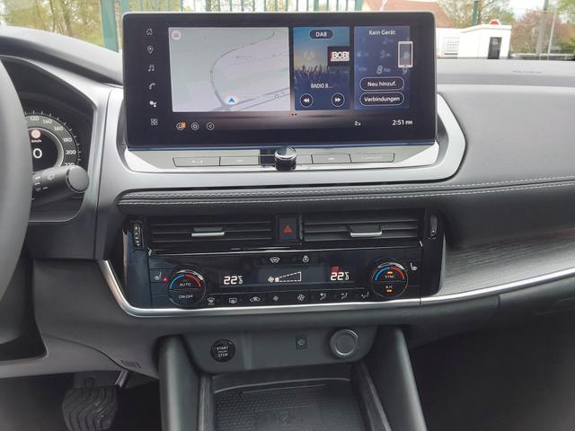 Nissan Qashqai 1.3 DIG-T MH Tekna ACC/SHZ/LED/NAV/PDC/KAM/PANO 