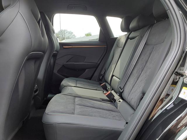 Cupra Terramar 1.5 eTSI DSG ACC/SHZ/PDC/KAM/MATRIX 