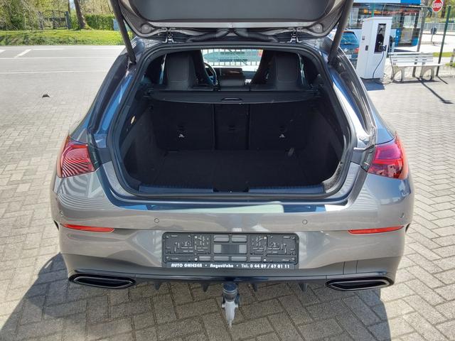Mercedes-Benz CLA Shooting Brake 200d Special Edition AHK/ACC/SHZ/LED/PDC/KAM/NAV 