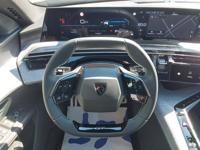 Peugeot 5008 1.2 Hybrid 145 GT ACC/SHZ/LED/PDC/KAM/NAV 