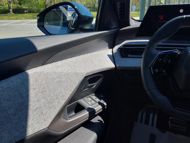 Peugeot 5008 1.2 Hybrid 145 GT ACC/SHZ/LED/PDC/KAM/NAV 