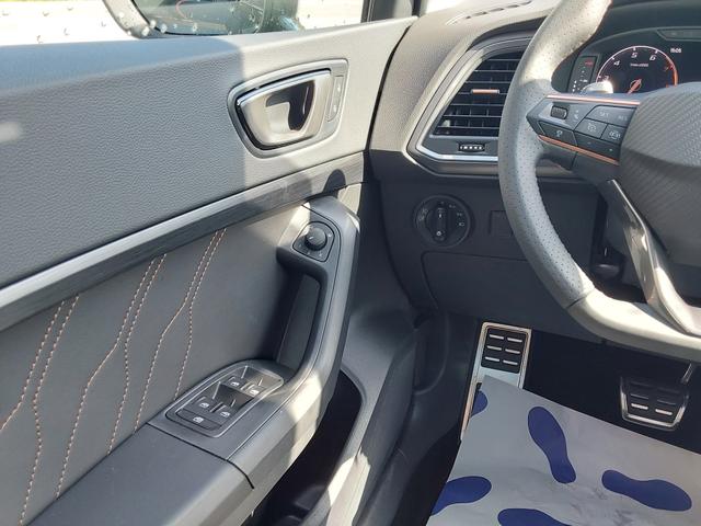 Cupra Ateca 1.5 TSI DSG AHK/ACC/SHZ/LED/PDC/KAM/PANO 