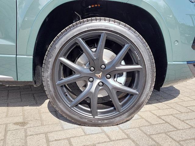 Cupra Ateca 1.5 TSI DSG AHK/ACC/SHZ/LED/PDC/KAM/PANO 