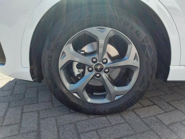 Ford Kuga 1.5 EcoBoost ST-Linie AHK/SHZ/LED/NAV/PDC/KAM 
