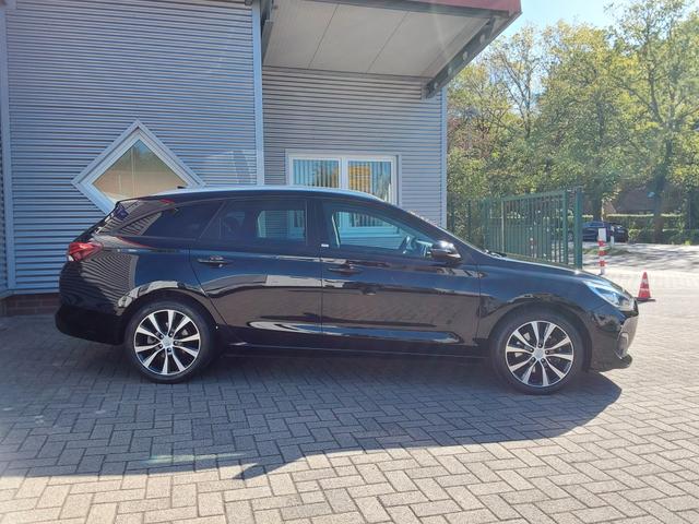 Hyundai i30 Kombi 1.4 T-GDI YES! Plus NAVI/KAM/TEMPO/SHZ/LED 