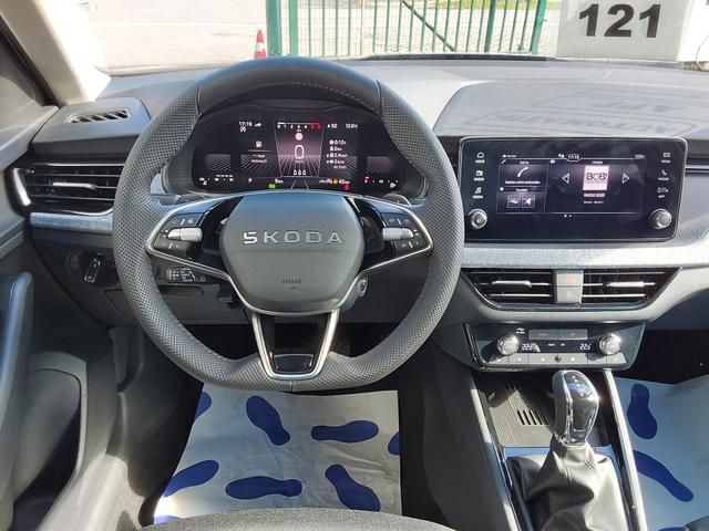 Skoda Kamiq 1.0 TSI DSG Selection AHK/ACC/LED/KAM/PDC/APP/ 