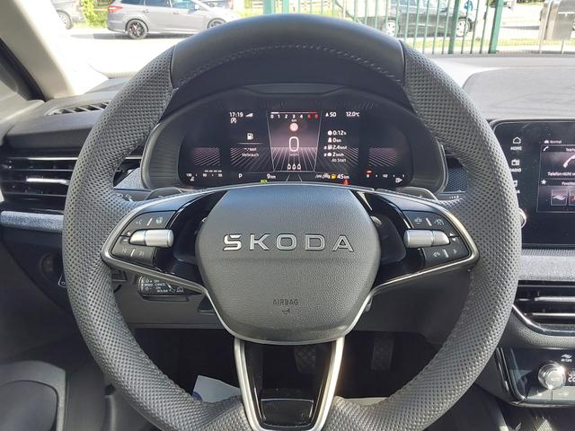 Skoda Kamiq 1.0 TSI DSG Selection AHK/ACC/LED/KAM/PDC/APP/ 