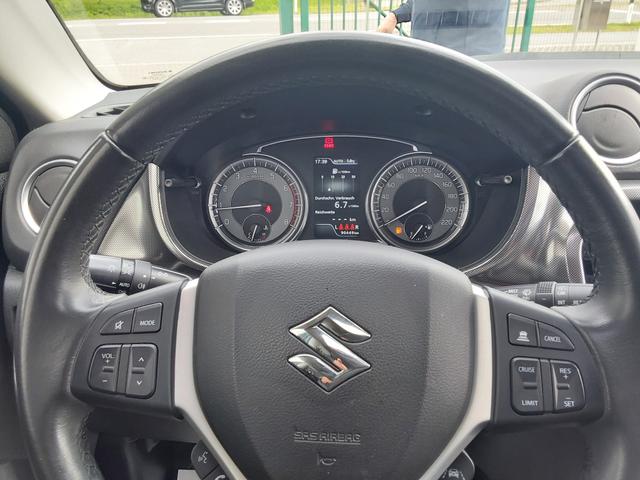 Suzuki Vitara 1.4 Hybrid 4x4 Comfort+ AHK/RFK/SHZ/ACC 