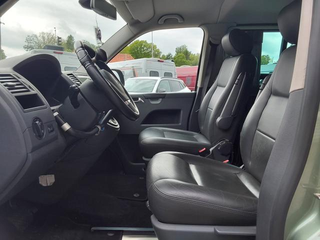 Volkswagen T5 Transporter 2.0 BiTDI Bus Caravelle Comfortline AHK/GJR/LEDER 