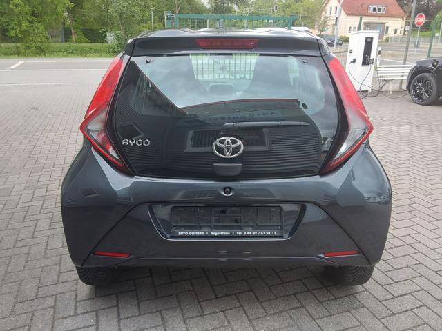 Toyota Aygo 1.0 x-play club APP/KAM/GJR 