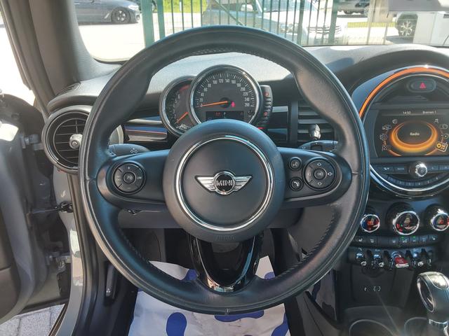 Mini Cooper 1.5 Metropolitan SHZ/LED/PDC/NAV/PANO 