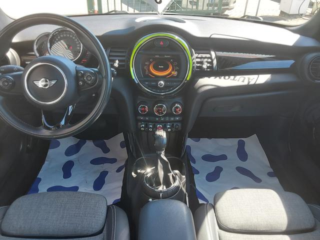 Mini Cooper 1.5 Metropolitan SHZ/LED/PDC/NAV/PANO 