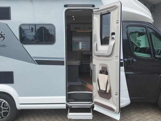 Knaus L!ve Wave 650 MEG Black Selection LIVE 140 PS Fiat AUT/ACC/DUO/RFK 