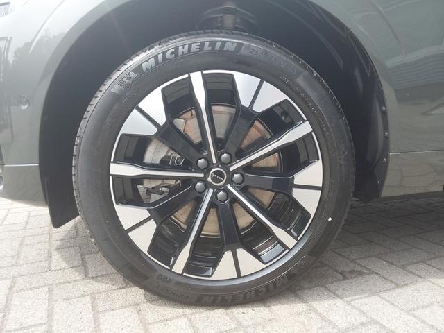 Volvo XC60 T8 AWD Plus Dark AHK/ACC/360&deg;/H&K/PANO/SHZ 