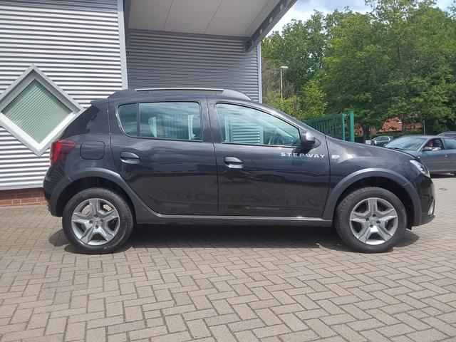 Dacia Sandero Stepway TCe 90 Prestige SHZ/PDC/KAM/NAV 