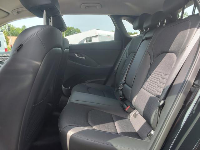 Hyundai i30 1.0 T-GDI Advantage LED/PDC/KAM/SHZ/NAV 