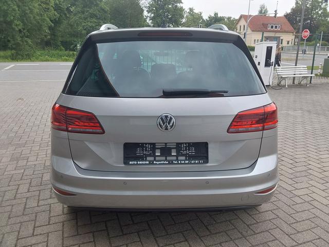 Volkswagen Golf Sportsvan 1.5 TSI Join AHK/ACC/APP/SHZ/PDC/NAV 